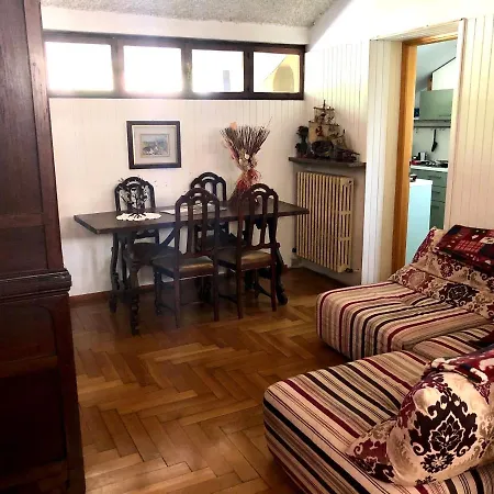 La Menaresta Quiet & Relax Near Bellagio Apartment *
