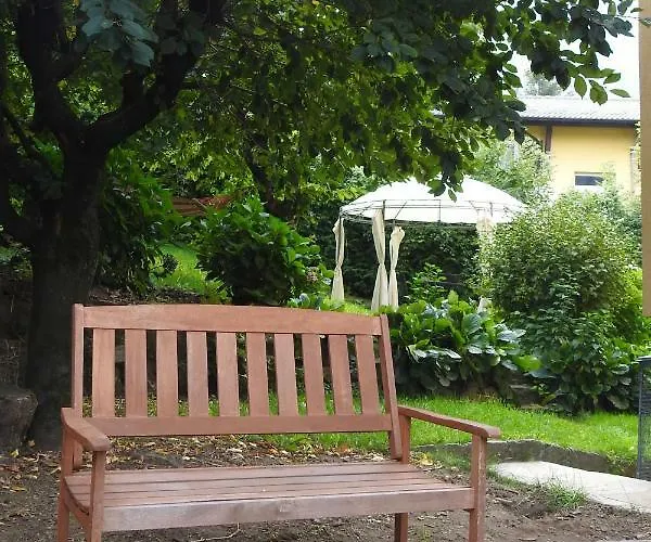 La Menaresta Quiet & Relax Near Bellagio Apartment